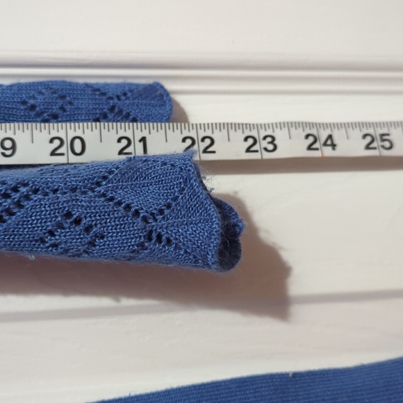 Girl's Blue Crop Sweater with Tie Closure. Size M 10-12. - Picture 11 of 11